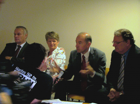 Conférence de presse sur l'avenir de l'Ecole