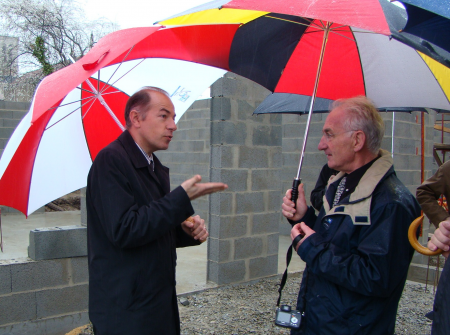 Pose de première pierre logements sociaux